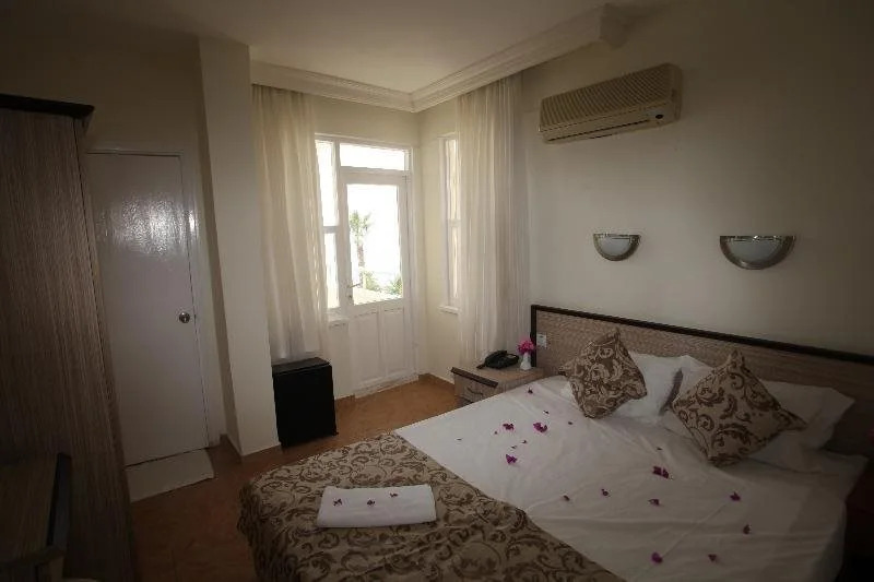 San Francisco Beach Hotel