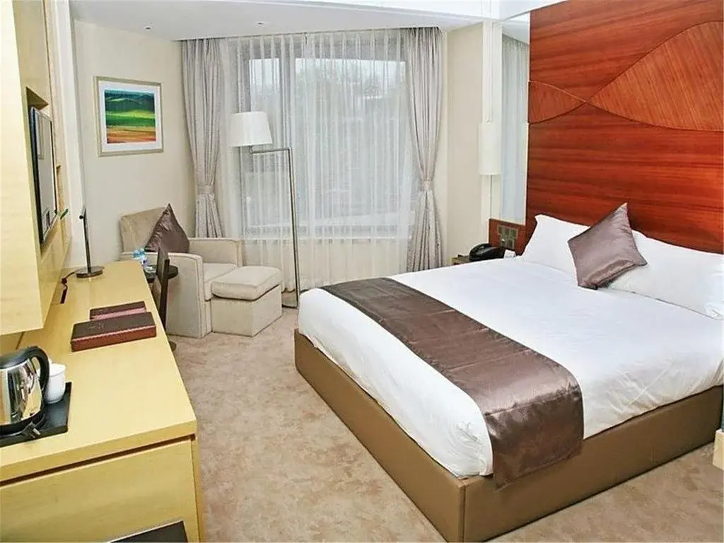 Zhongjian Zizhu Hotel