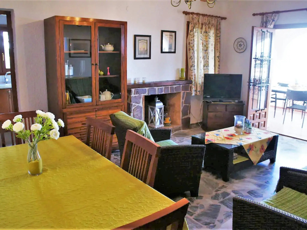 Cozy and authentic Spanish villa