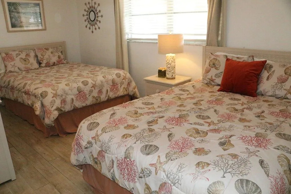 Jamaica Royale 079 - 2 Br Condo