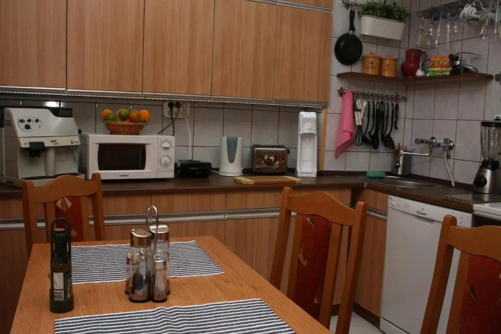 Highland Apartment