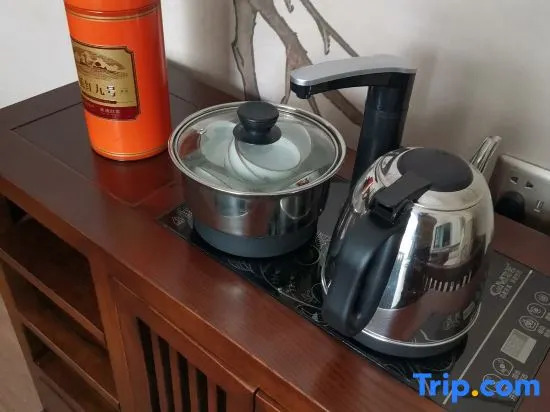 Longrui Homestay (Aoyuan Yingde Chocolate Kingdom)