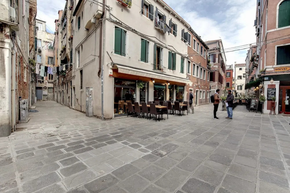 San Marco Promenade by Wonderful Italy