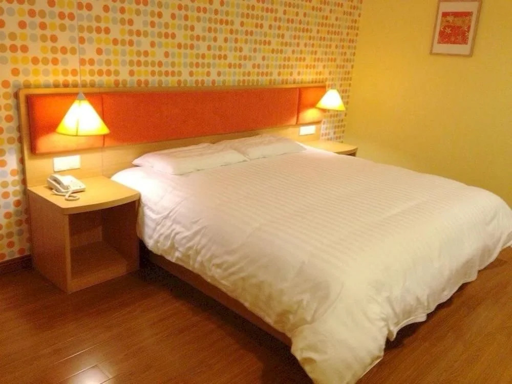 Ibis Styles Hotel (Taizhou Jiangyan TV Station)