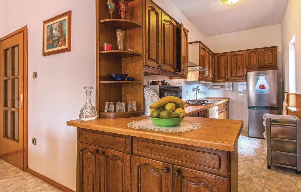 Stunning Home in Pula With Wifi and 5 Bedrooms