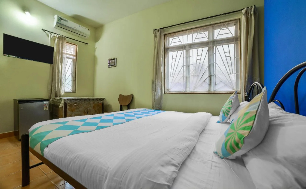 Coutinhos Nest By OYO Rooms