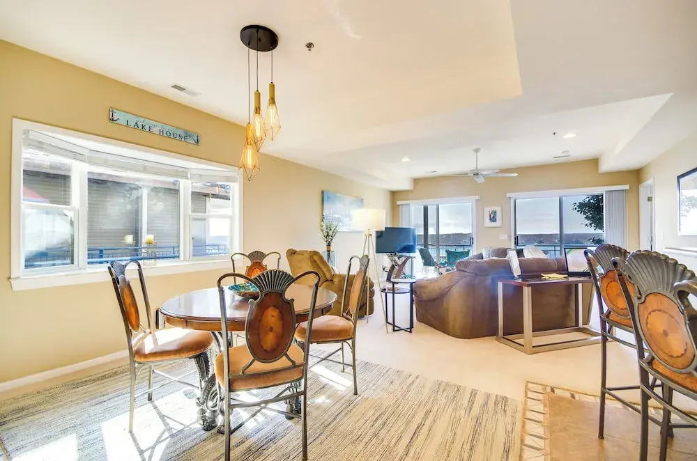 Family Condo w/ Views & Pool Access in Lake Ozark!