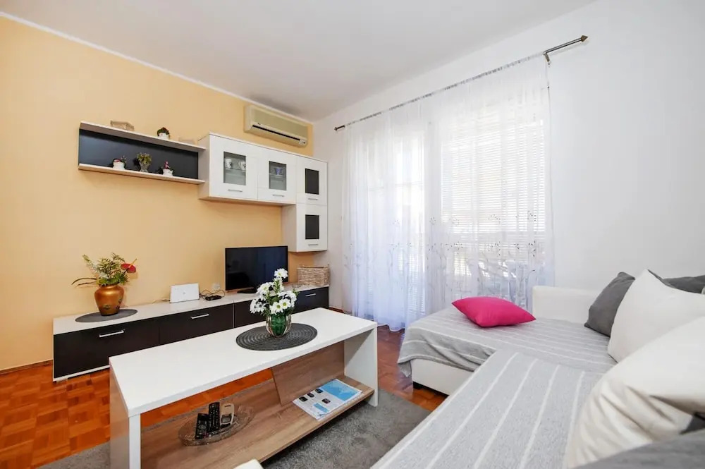 Ita 1 in Rovinj With 1 Bedrooms and 1 Bathrooms