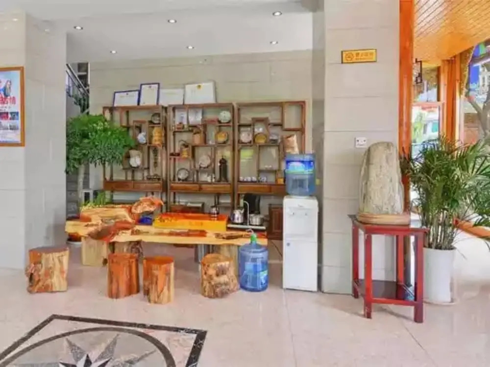 Kai Yue Business Hotel