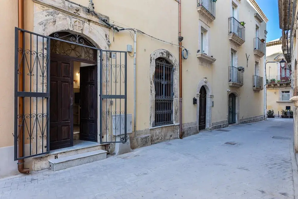Salomone Apartments by Wonderful Italy - 8