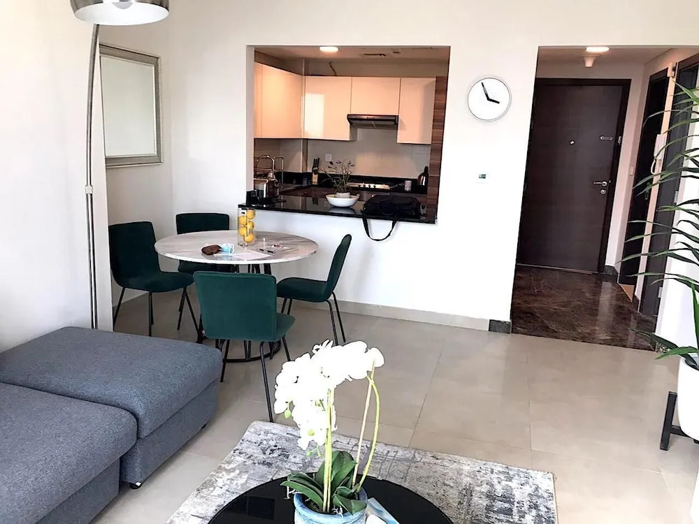 Driven Holiday Homes Sparkle Towers