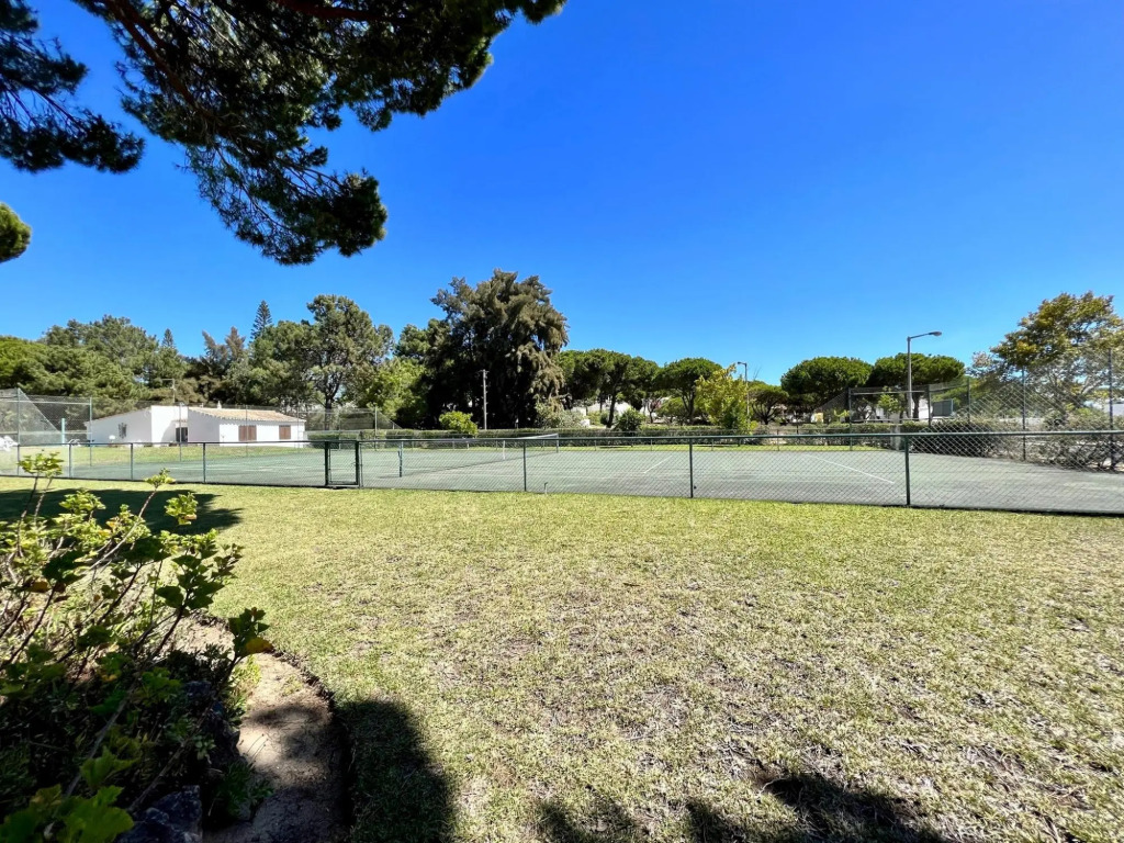 Vilamoura Traditional Villa with Pool by Homing