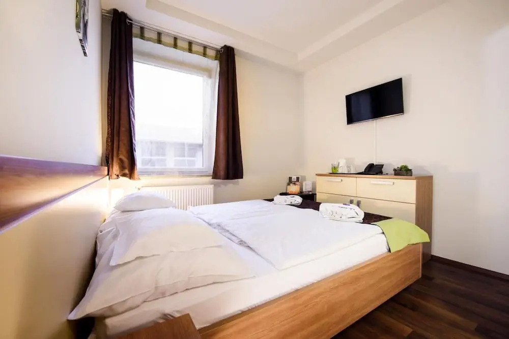 Hotel Garzon Plaza