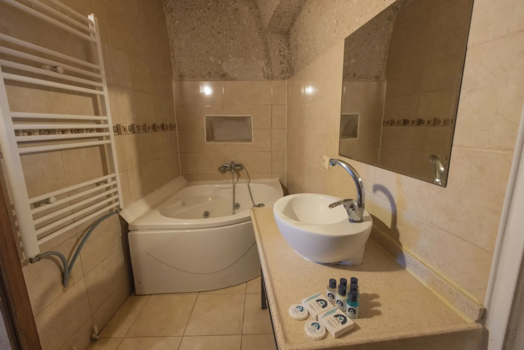 Gedik Cave Hotel