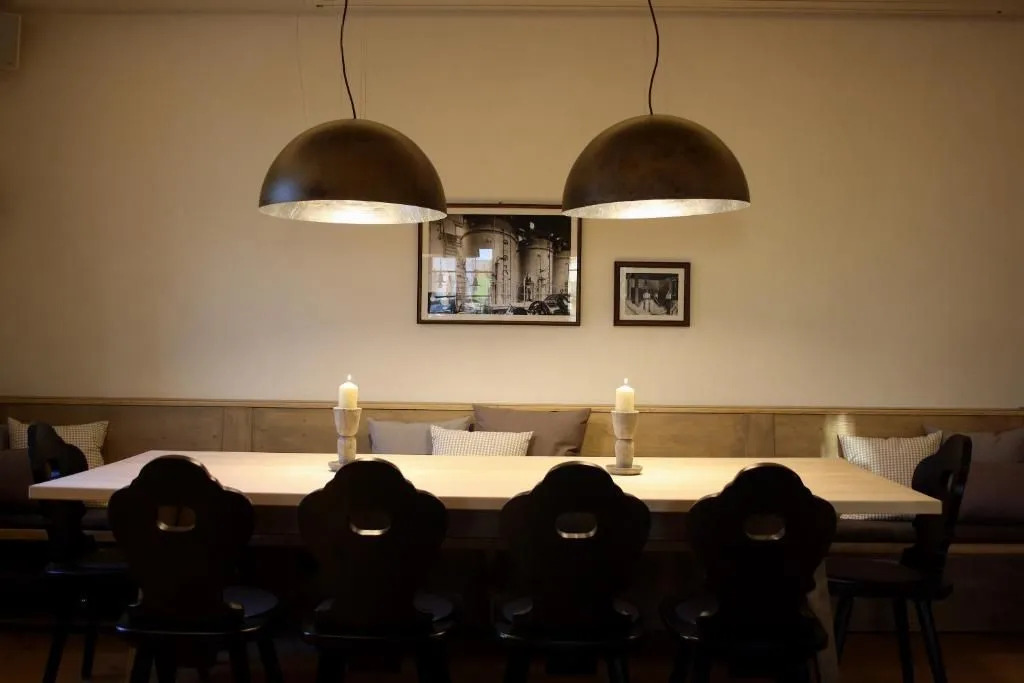 LANDHOTEL ALTE ZOLLSTATION- Historical Building