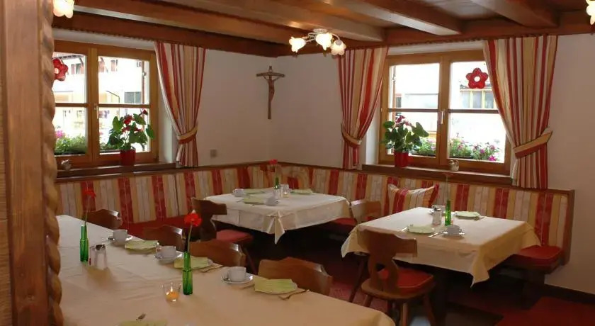 Pension Walserheim