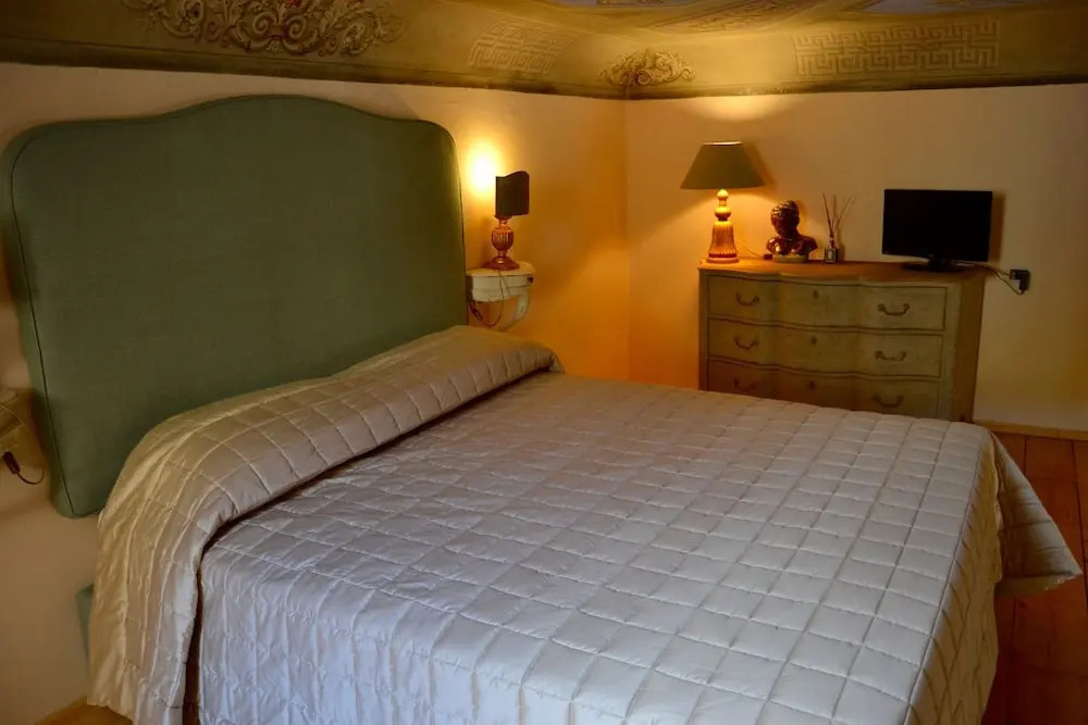 Mozza Suite