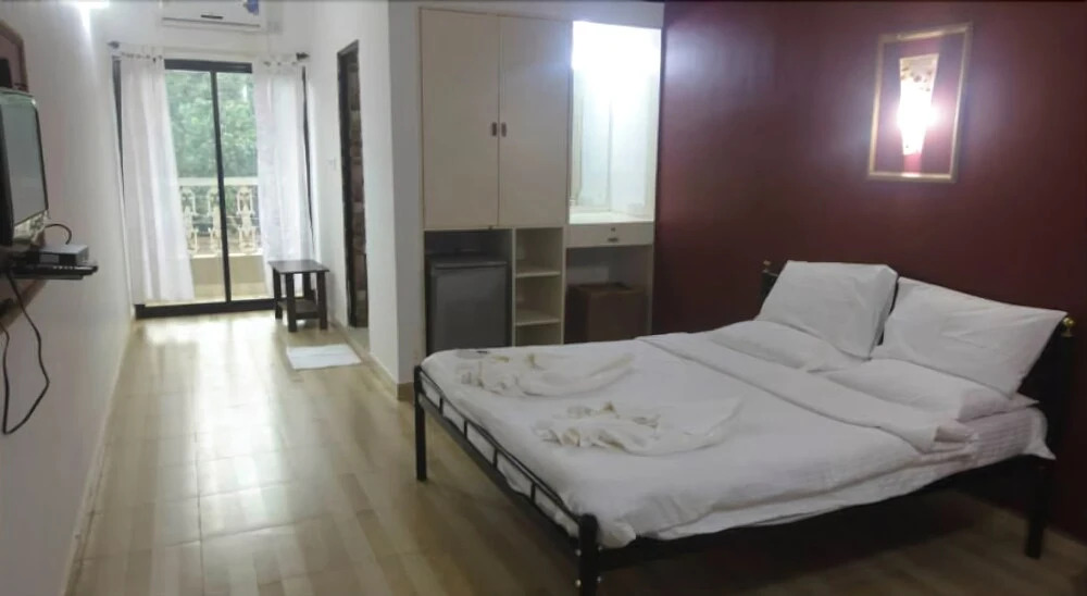 Miroslav Holiday Home