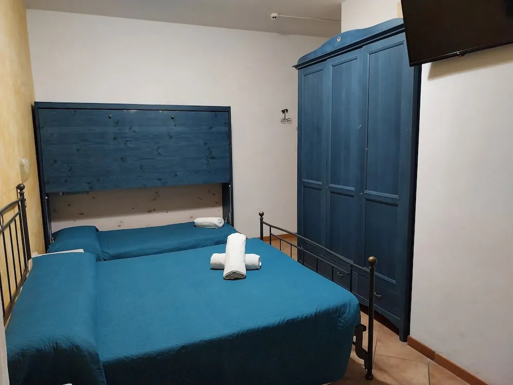 Hotel Carol
