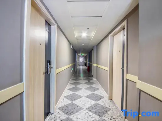 Quanzhou Haiyuan Homestay (Nanyi Fengze Square)