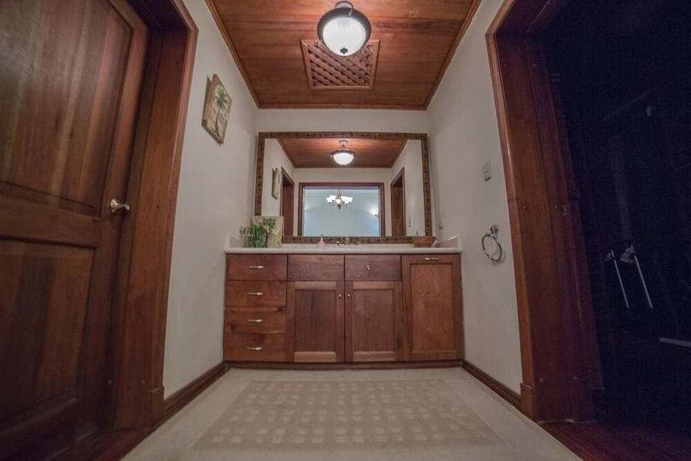8BR 9BA Barranca Villa by ASVR