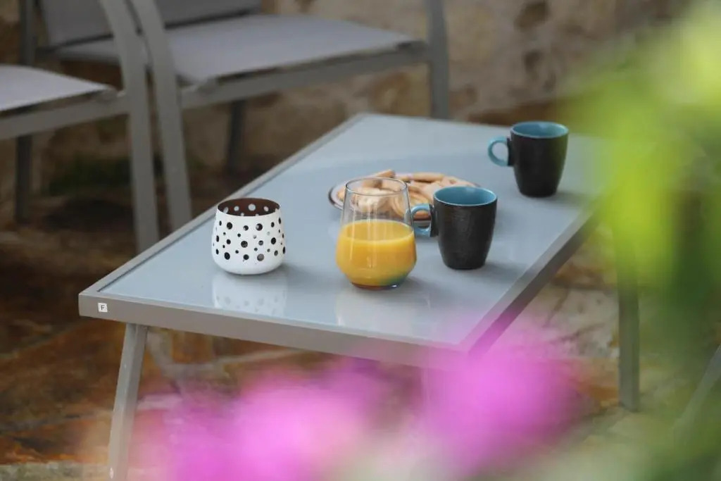 Ravi Boutique Home - 1 minute walk from beach