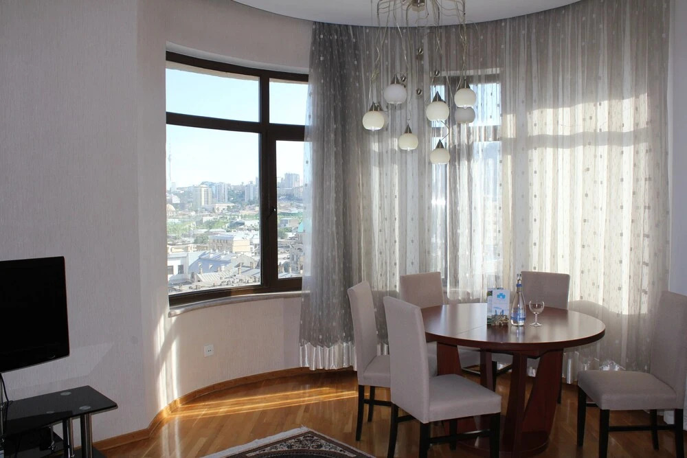 Apartment on Zivarbay Ahmadbayov 10