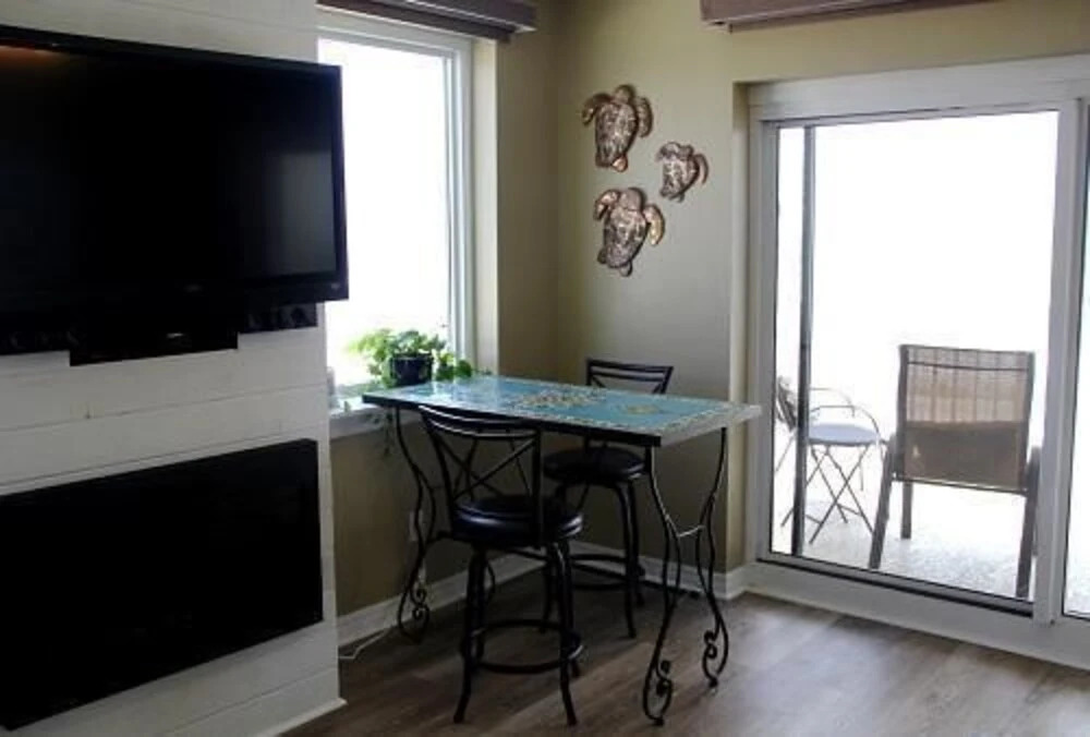 Royal Palms 501 by RedAwning