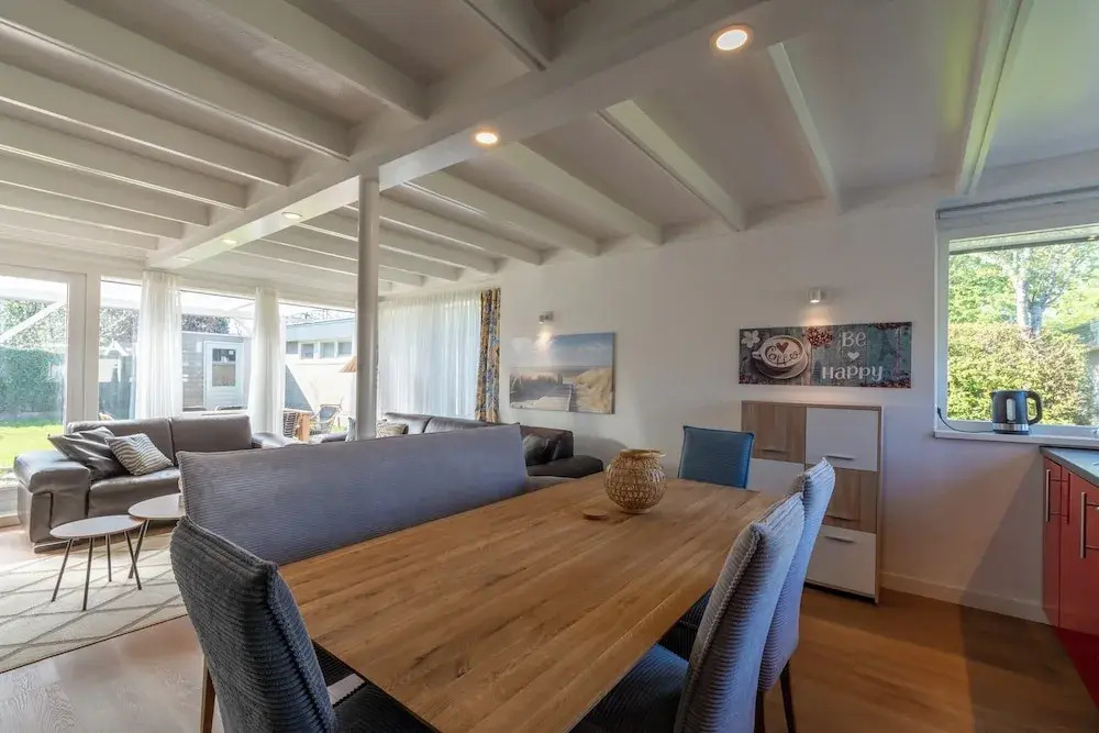 Modern Home Near Beach