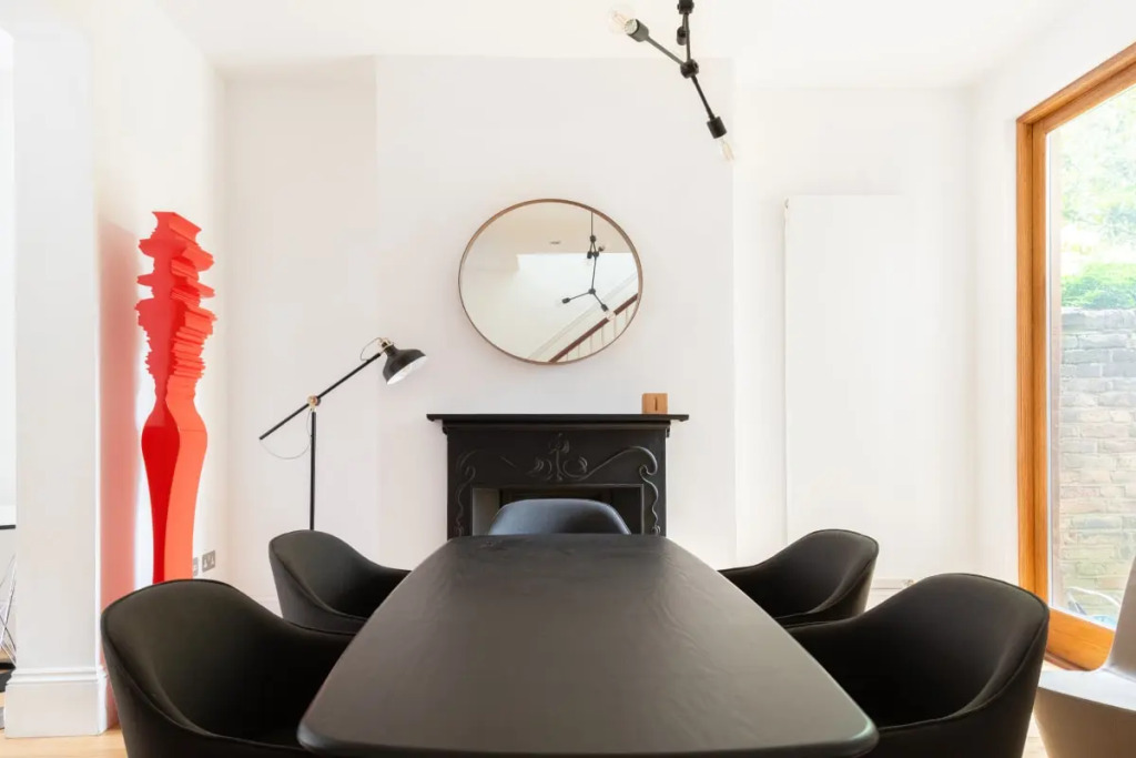 The North Kensington Retreat - Bright 4BDR House with Parking & Garden