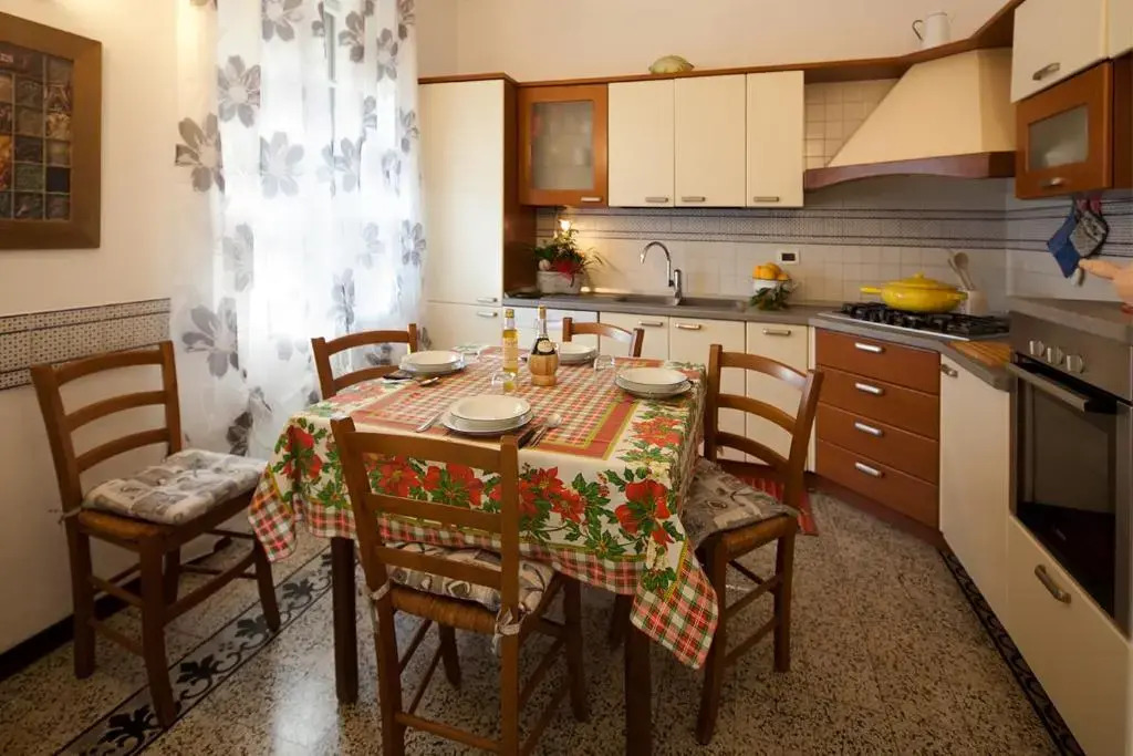 Country House 2 Bedrooms 1 Bathroom - Albenga