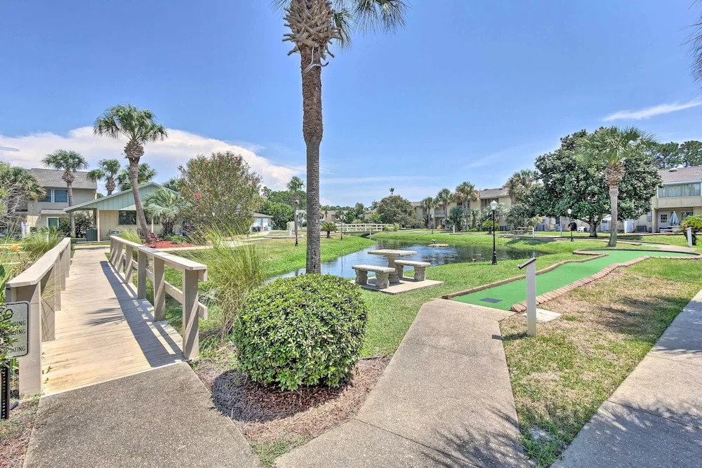 Walk to Beach: Modern PCB Townhome w/ Patio