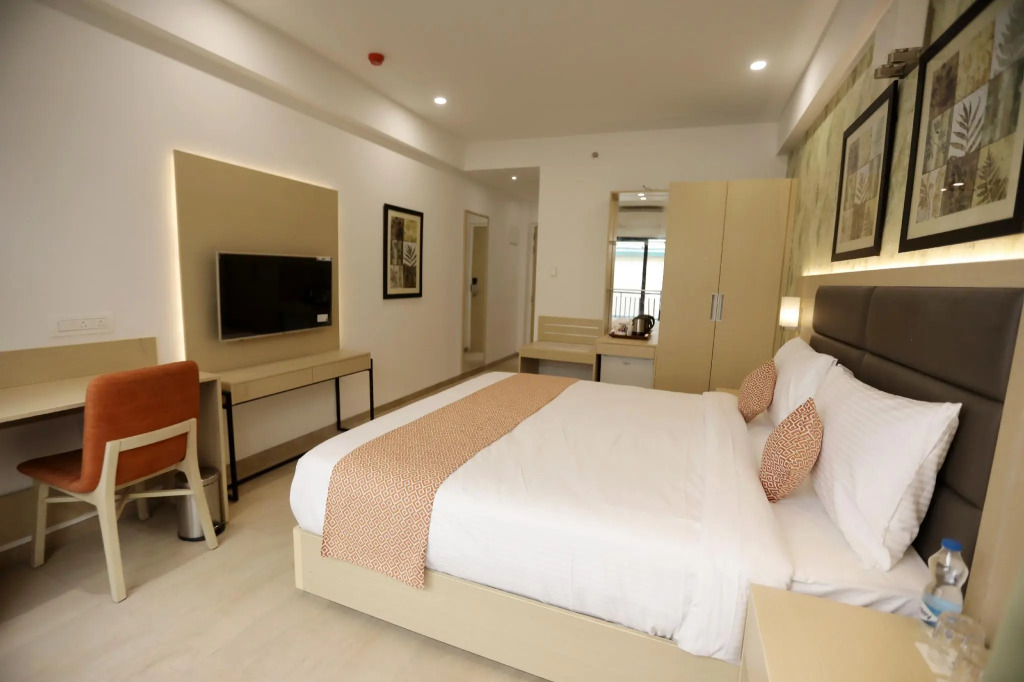 Tripli Hotels Shourya Residency