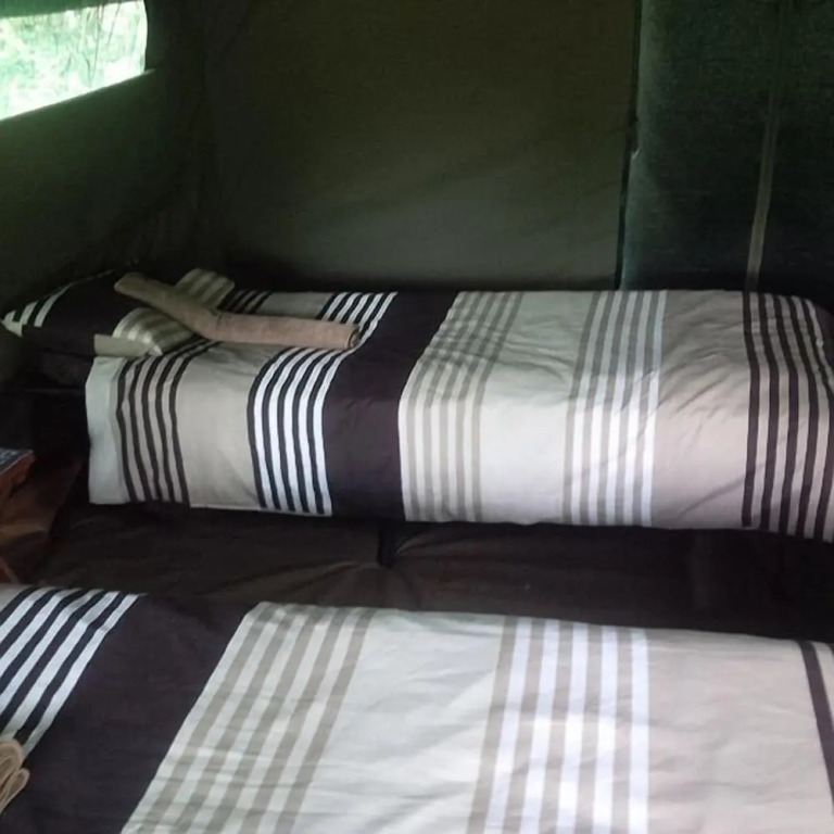 Xakanaka Mobile Camp