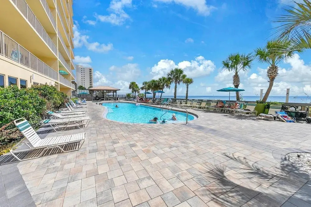 Gulf Crest 2105b