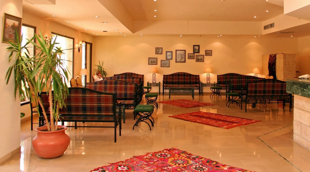 Petra Palace Hotel
