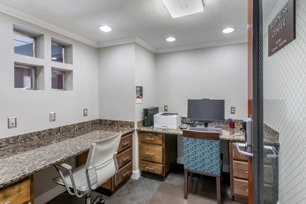 Comfort Suites Downtown Sacramento