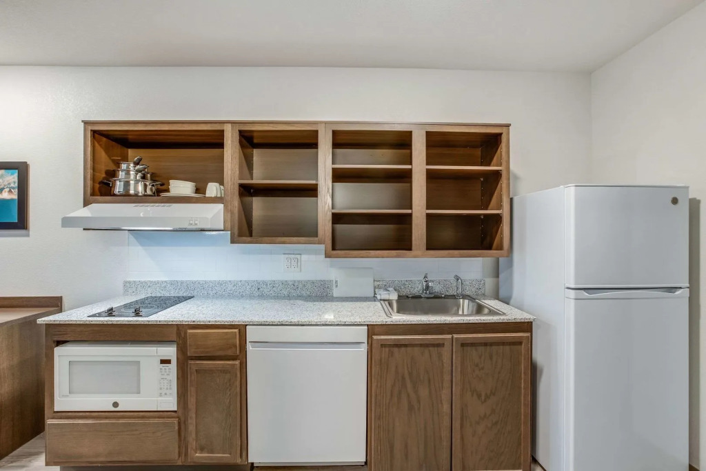 WoodSpring Suites Novi Farmington