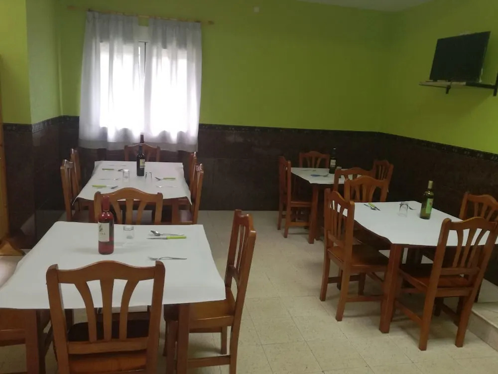 Alojamiento Bar Rte Cuatro Caminos
