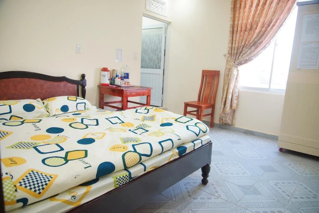 Huong Sen Hotel