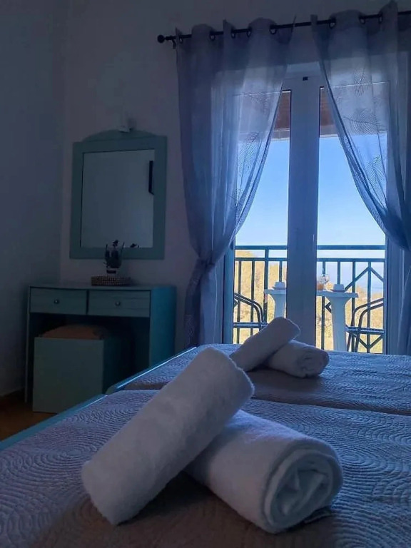 Dellis Apartments Corfu - Sea Views Near the Beach