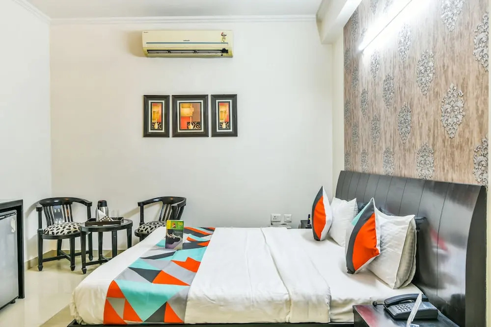 Fabhotel The Residency
