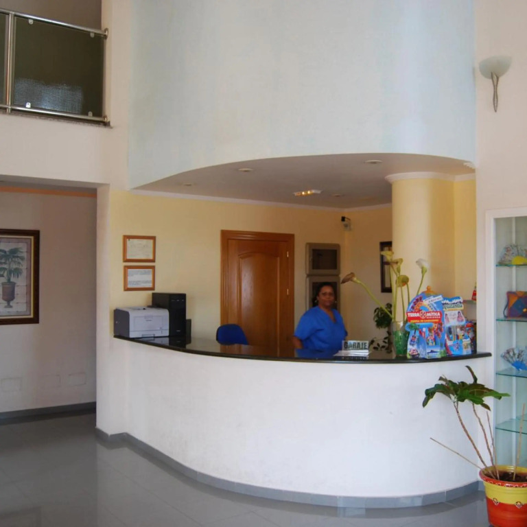 Bayo Lirola Hotel Balisa