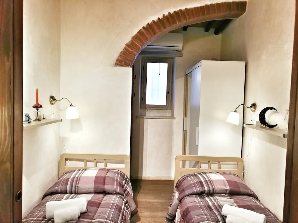Luna 36 Apartment In Central Florence