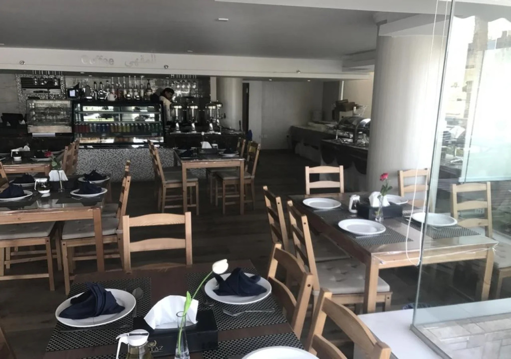Lotaz hotel suites