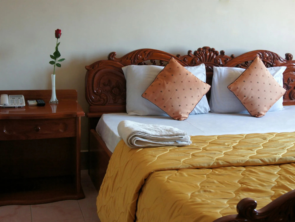Royal Hotel