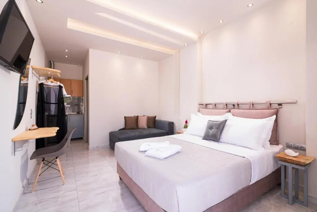 Xenia Suites