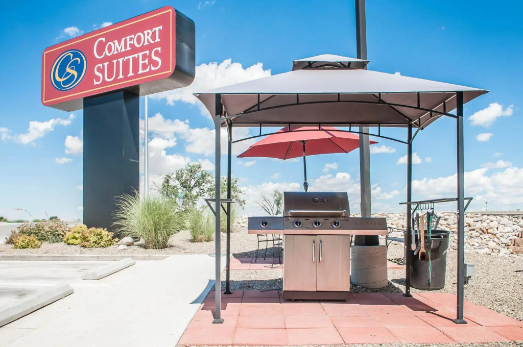Comfort Suites Farmington