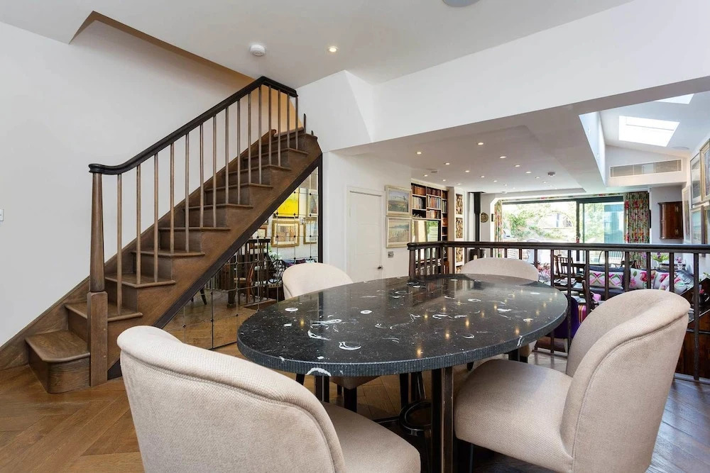 Veeve - Eel Brook House