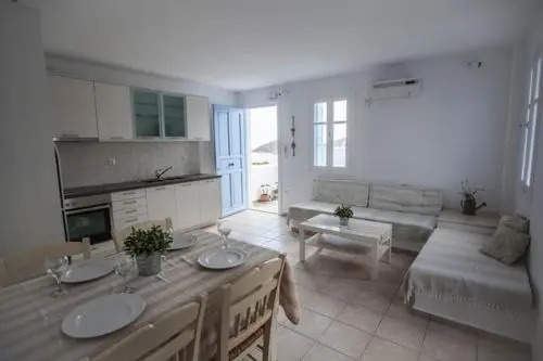 Astarti Apartments